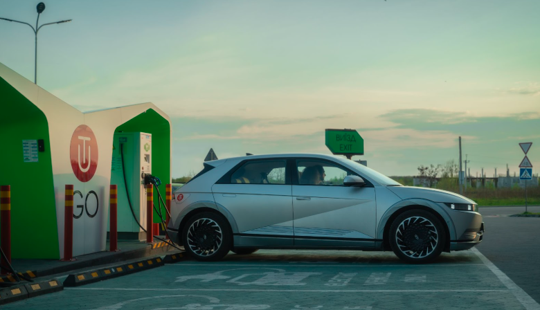 ac ev